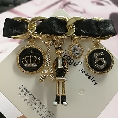 Luxury pearl brooch jewelry flowers Lapel Pins No 5 pearls Brooches