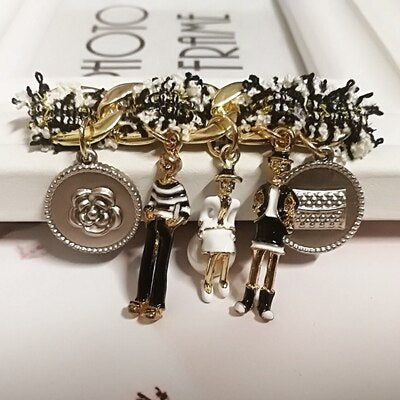 Luxury  pearl brooch jewelry flowers Lapel Pins No 5 pearls Brooches
