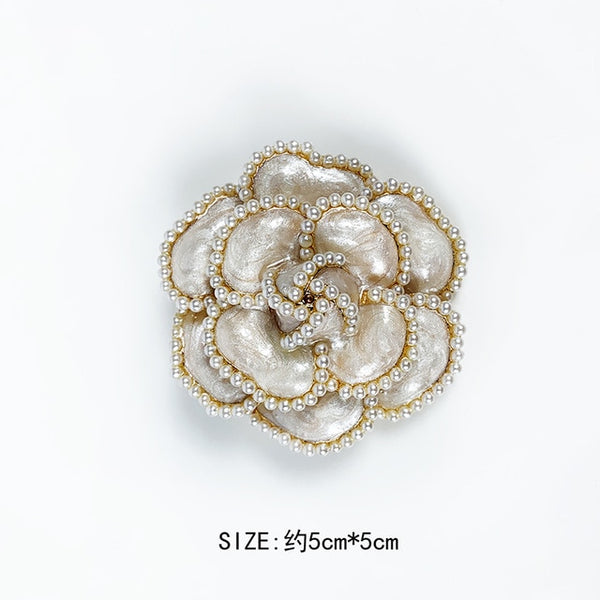 Luxury  pearl brooch jewelry flowers Lapel Pins No 5 pearls Brooches
